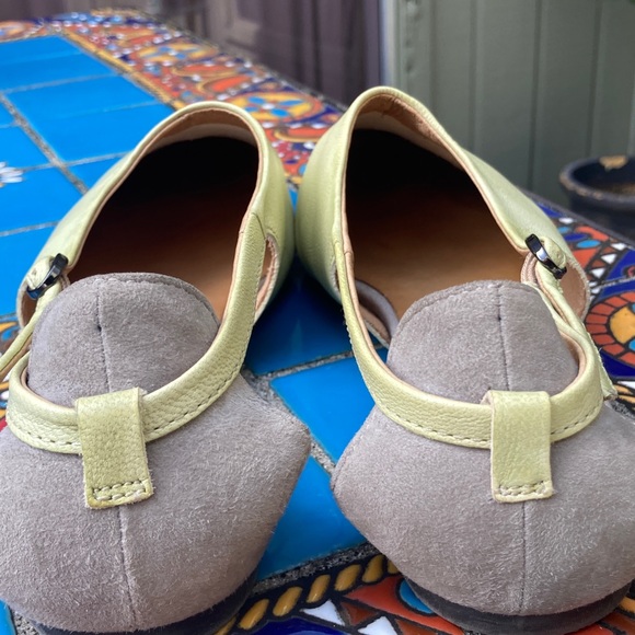 Yuko Imanishi buckled flats designer shoes supple leather Sz 39 European US 9 - Picture 6 of 9